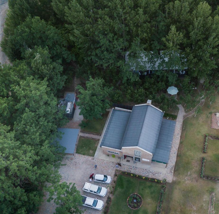 Furrows Lodge Nieu-Bethesda Exterior foto